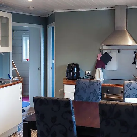 Σπίτι διακοπών 2 Bedroom Cozy In