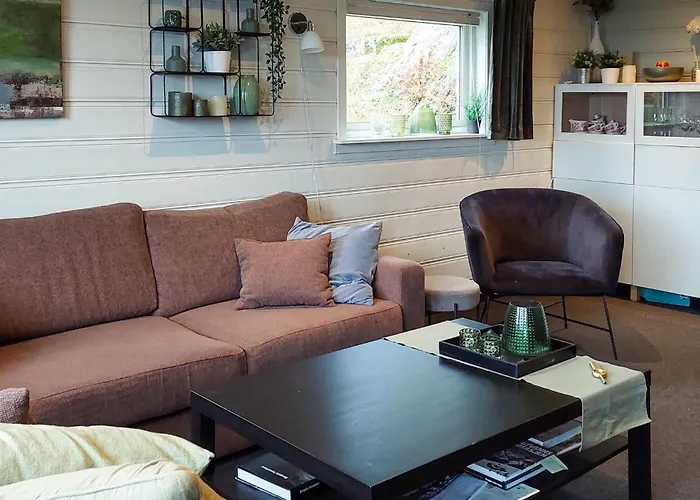 2 Bedroom Cozy In Casa de Férias